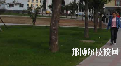 河北旅游管理中等專(zhuān)業(yè)學(xué)校2020年招生辦聯(lián)系電話(huà)