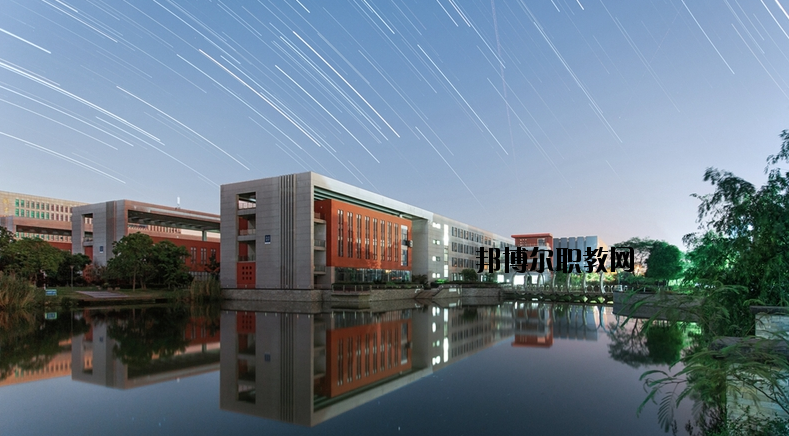 南京航空航天大學(xué)2020年報名條件、招生要求、招生對象