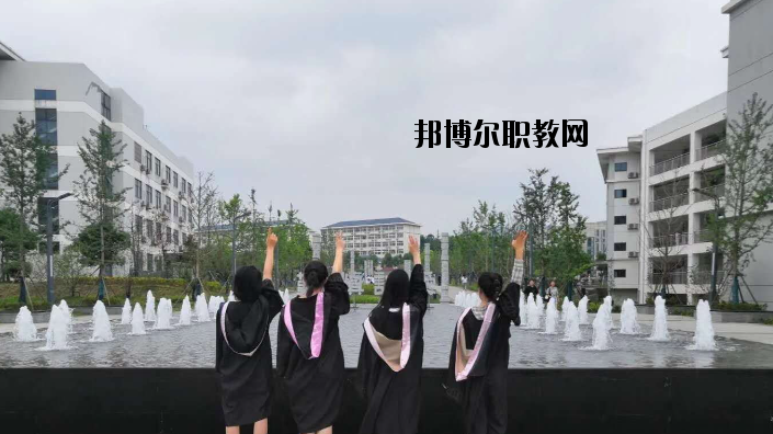 江蘇建康職業(yè)學院2020年招生辦聯(lián)系電話