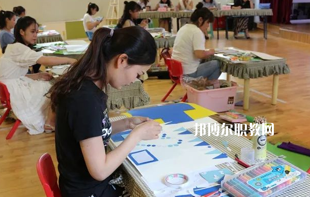 湖北2020年初中生讀什么幼師學校好