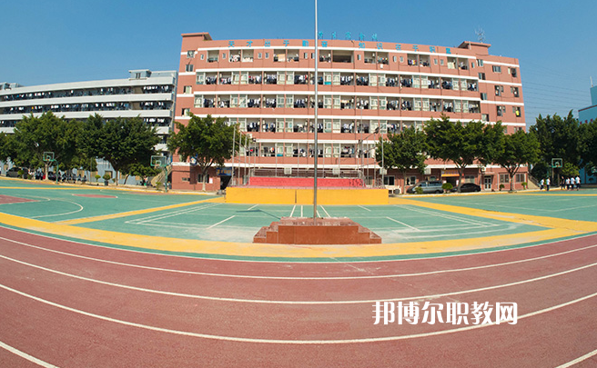 東莞育才職業(yè)技術學校怎么樣、好不好