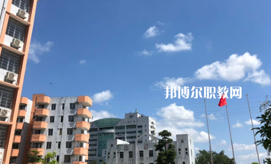 廣東南粵技工學(xué)校怎么樣、好不好