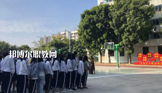 汕頭光明理工職業(yè)技術(shù)學校2021年報名條件、招生要求、招生對象