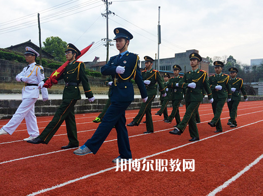 重慶春琿人文技工學校怎么樣、好不好