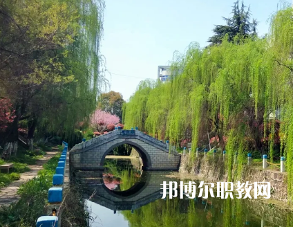 常州市工貿(mào)高級(jí)技工學(xué)校2022年報(bào)名條件、招生要求、招生對(duì)象