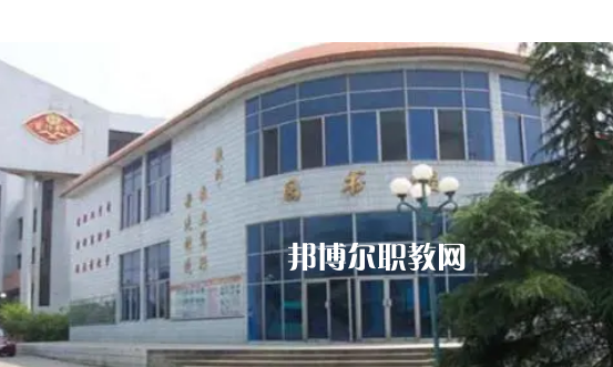 陽旅游職業(yè)學(xué)校2022年報(bào)名條件、招生要求、招生對(duì)象