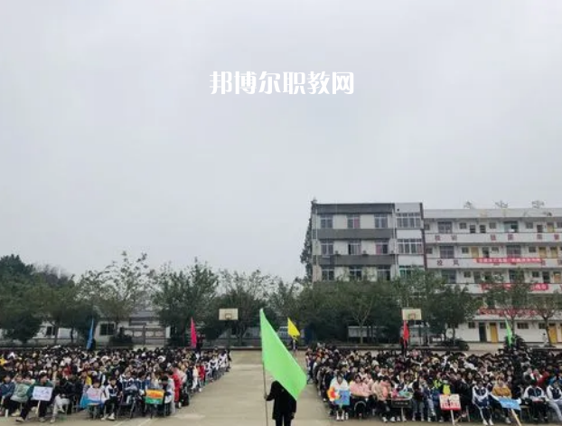 瀘州天宇中等職業(yè)技術(shù)學(xué)校2022年學(xué)費(fèi)、收費(fèi)多少