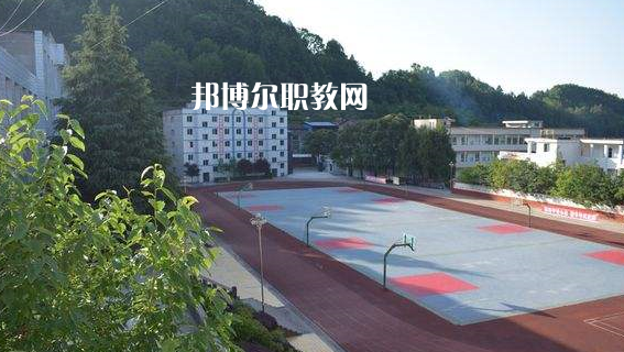 平昌縣西興職業(yè)中學(xué)2022年怎么樣、好不好