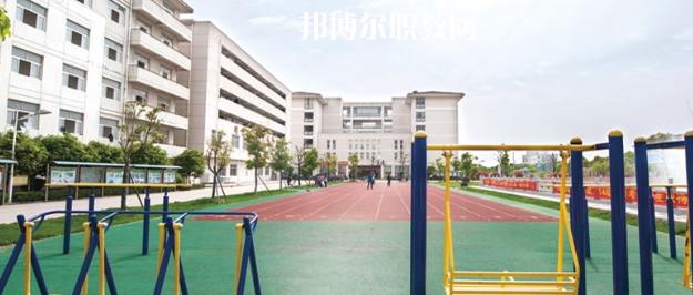 2023南京建康技工學(xué)校招生計(jì)劃 招生人數(shù)是多少(附要求、條件、對(duì)象)