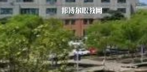 江蘇省常熟中等專業(yè)學(xué)校地址在哪里，哪個地區(qū)，哪個城市?