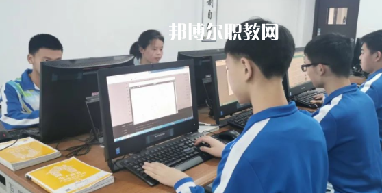 衢州市特殊教育學(xué)校地址在哪里，哪個(gè)地區(qū)，哪個(gè)城市?