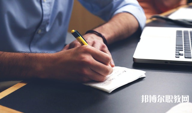 湖南哪里的中專學校能讀汽車運用與維修專業(yè)專業(yè)