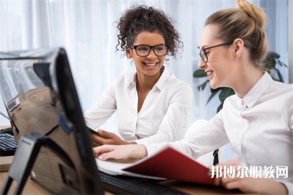 廣東哪里的職業(yè)學校能讀計算機平面設計專業(yè)