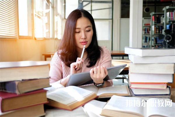 廣東哪里的職業(yè)學校能讀電子技術應用專業(yè)