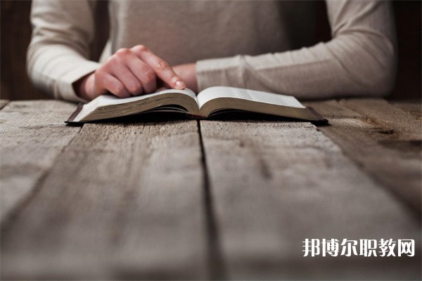 廣東哪里的中職學(xué)校能讀攝影攝像技術(shù)專(zhuān)業(yè)