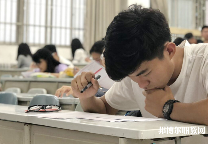 2025南京職業(yè)學校最新排名前三名單
