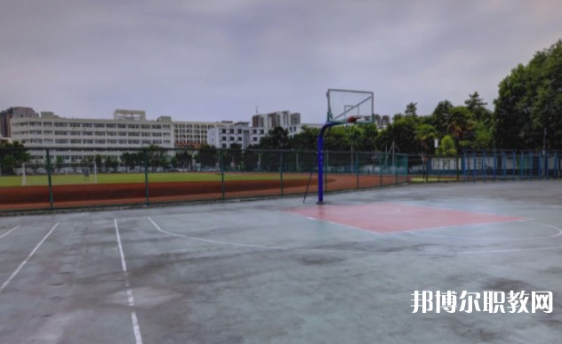四川2025年初中生怎么考電工學校