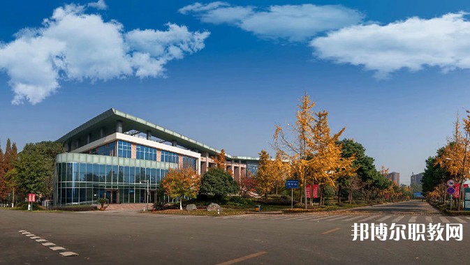 四川2025年哪所電工學校比較好就業(yè)